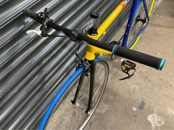 Heavy Pedal Zephyr Custom Single Speed Bike - Image 2