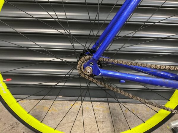 Heavy Pedal Zephyr Custom Single Speed Bike - Image 4