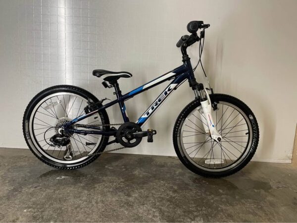 Trek MT60 - Image 3